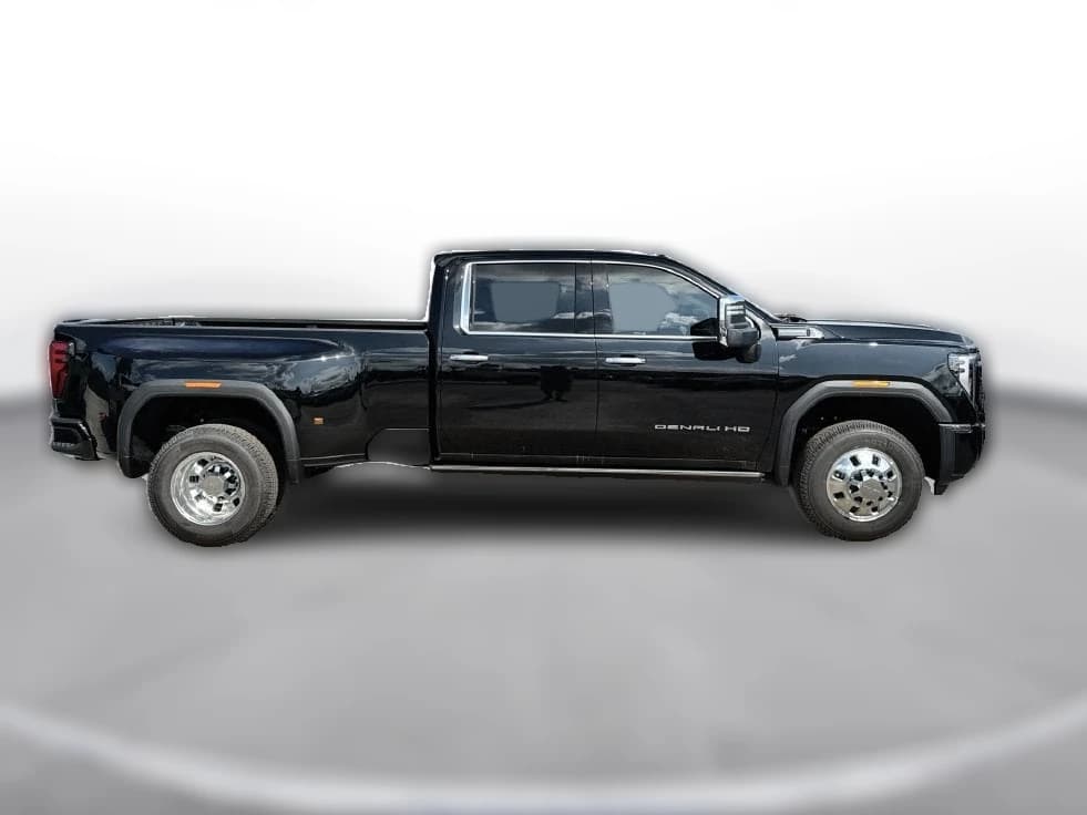 GMC Sierra 3500HD Denali Ultimate 4WD Crew Cab 159" 2026 — side view