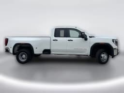GMC Sierra 3500HD Pro 2WD Double Cab 162" 2026 — side view