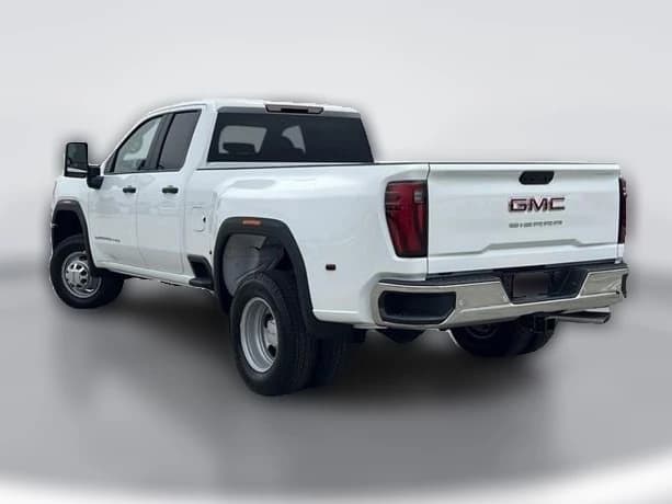 GMC Sierra 3500HD Pro 2WD Double Cab 162" 2026 — side view