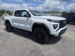 GMC Canyon 2WD Elevation 2WD Crew Cab 2026 — side view