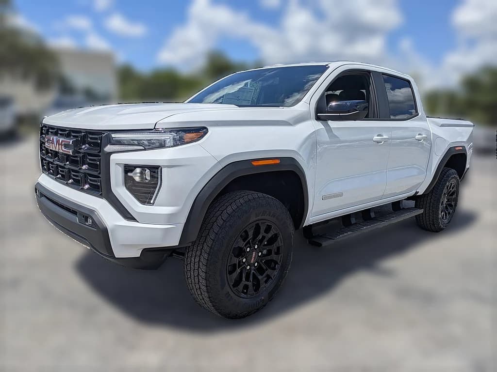 GMC Canyon 2WD Elevation 2WD Crew Cab 2026 — side view