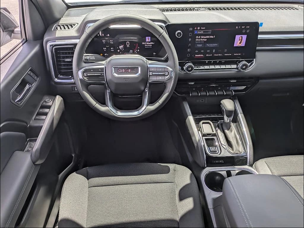 GMC Canyon 2WD Elevation 2WD Crew Cab 2026 — side view