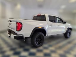 GMC Canyon 2WD Elevation 2WD Crew Cab 2026 — side view
