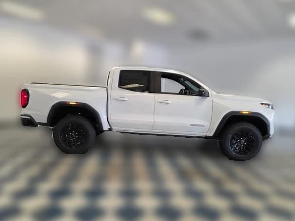 GMC Canyon 2WD Elevation 2WD Crew Cab 2026 — side view