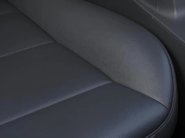 GMC Canyon 4WD Elevation 4WD Crew Cab 2026 — side view