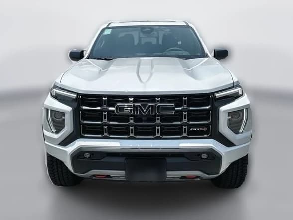 GMC Canyon 4WD AT4 4WD Crew Cab 2026 — side view