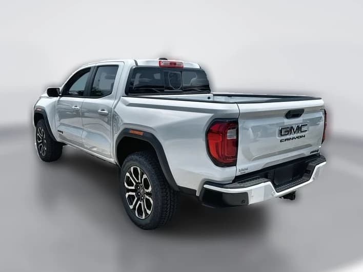 GMC Canyon 4WD AT4 4WD Crew Cab 2026 — side view