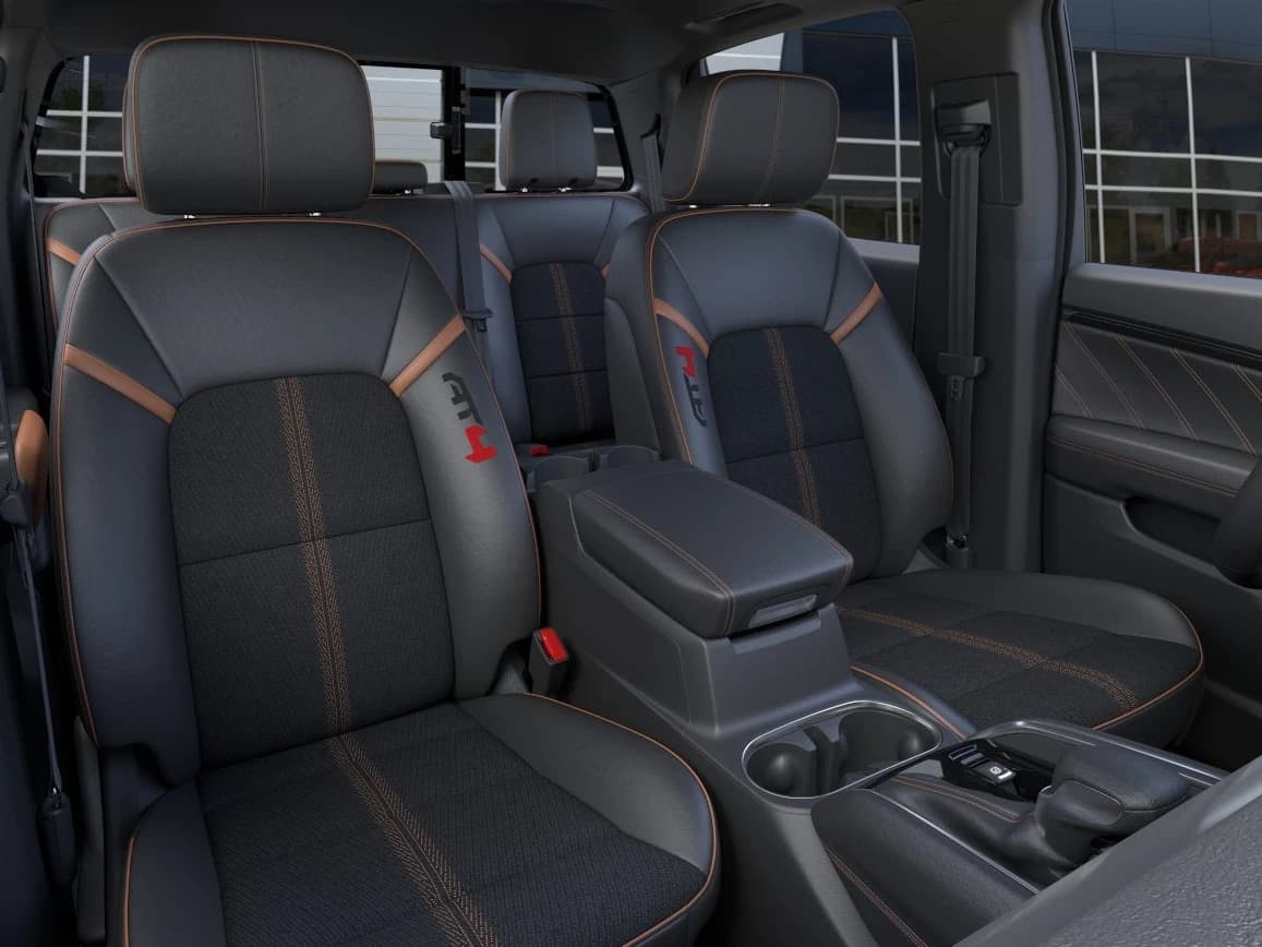 GMC Canyon 4WD AT4 4WD Crew Cab 2026 — side view
