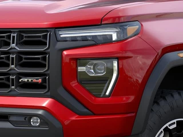 GMC Canyon 4WD AT4 4WD Crew Cab 2026 — side view