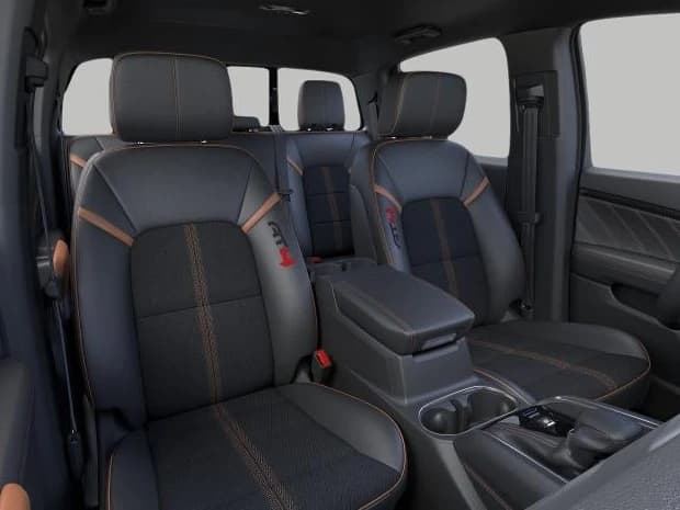 GMC Canyon 4WD AT4 4WD Crew Cab 2026 — side view