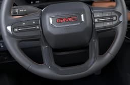 GMC Canyon 4WD AT4 4WD Crew Cab 2026 — side view