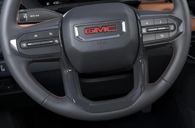 GMC Canyon 4WD AT4 4WD Crew Cab 2026 — side view