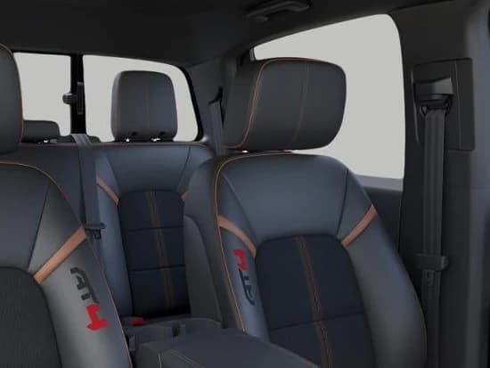 GMC Canyon 4WD AT4 4WD Crew Cab 2026 — side view