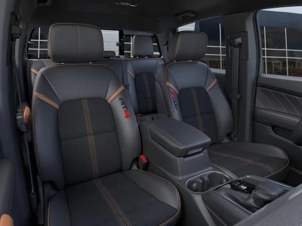 GMC Canyon 4WD AT4 4WD Crew Cab 2026 — side view