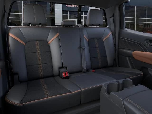 GMC Canyon 4WD AT4 4WD Crew Cab 2026 — side view