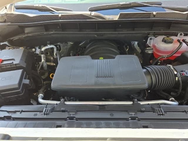 GMC Sierra 1500 SLT 2WD Crew Cab 147" 2026 — side view