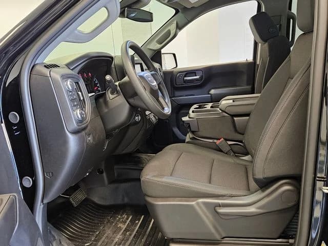 GMC Sierra 1500 Pro 4WD Crew Cab 147" 2026 — side view
