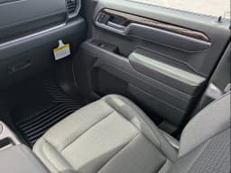 GMC Sierra 1500 Elevation 4WD Double Cab 147" 2026 — side view