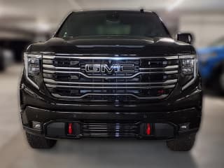 GMC Sierra 1500 AT4 4WD Crew Cab 147"
