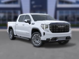 GMC Sierra 1500 Denali Ultimate 4WD Crew Cab 147"