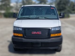 GMC Savana Cargo Van Work Van RWD 2500 135"