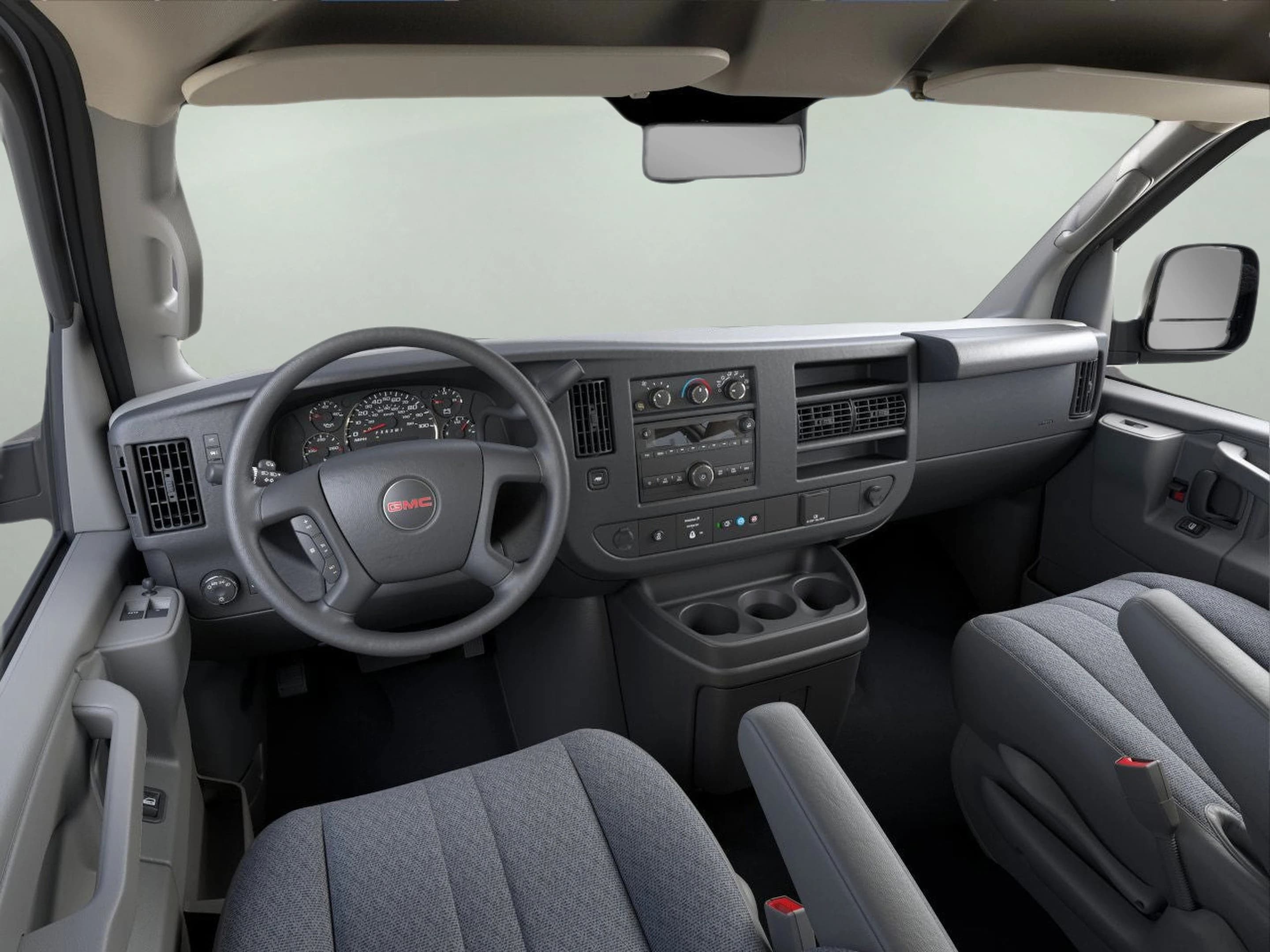 GMC Savana Cargo Van Work Van RWD 2500 135" 2025 — side view