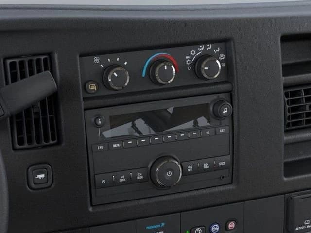 GMC Savana Cargo Van Work Van RWD 3500 135" 2025 — side view