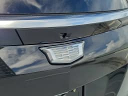 Cadillac VISTIQ Luxury AWD 4dr 2027 — side view