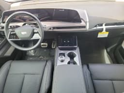 Cadillac VISTIQ Luxury AWD 4dr 2027 — side view
