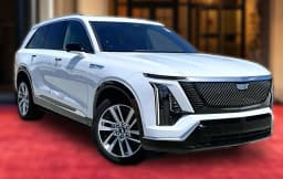 Cadillac VISTIQ Luxury AWD 4dr 2027 — side view