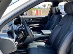 Cadillac VISTIQ Luxury AWD 4dr 2027 — side view