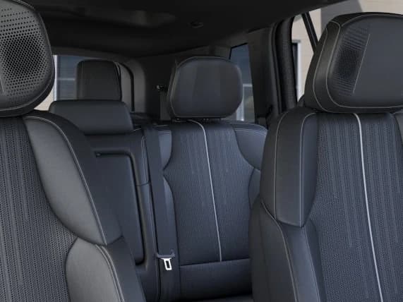 Cadillac VISTIQ Luxury AWD 4dr 2027 — side view