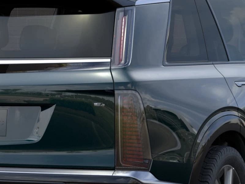 Cadillac VISTIQ Luxury AWD 4dr 2027 — side view