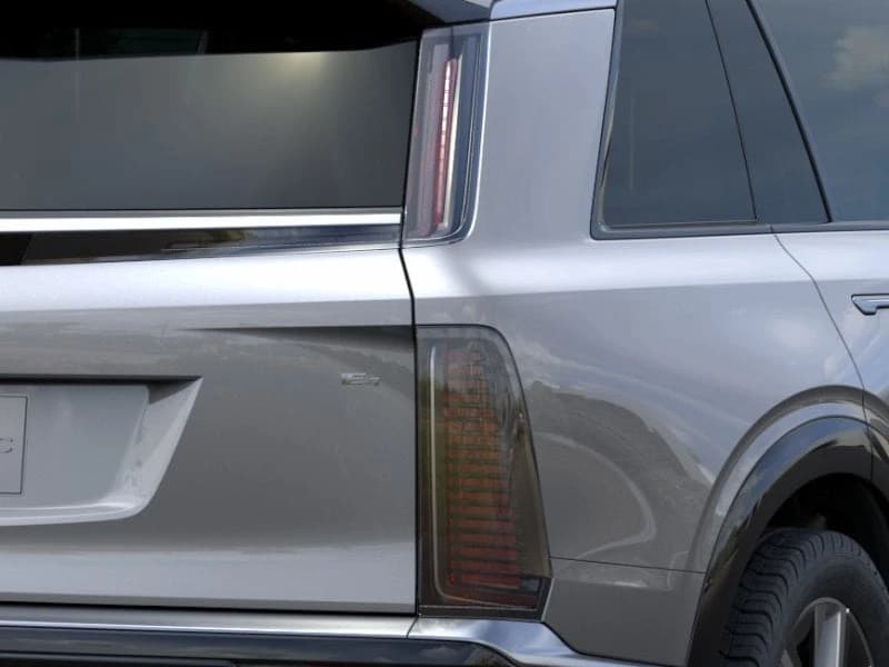 Cadillac VISTIQ Luxury AWD 4dr 2027 — side view