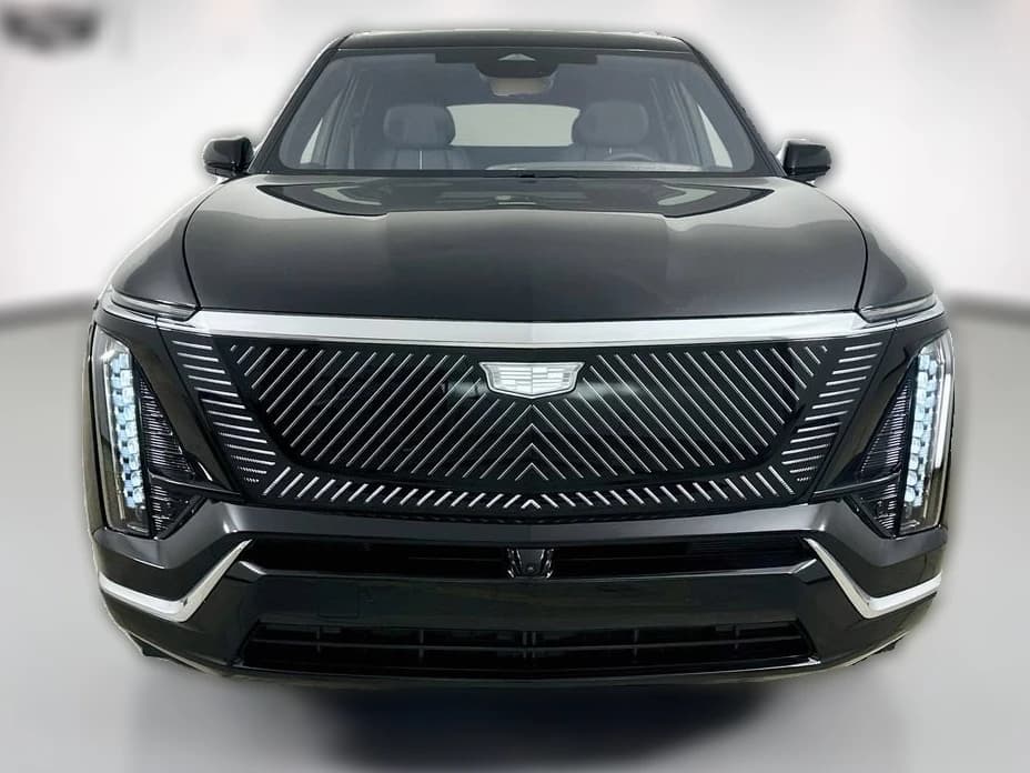 Cadillac VISTIQ Luxury AWD 4dr 2026 — side view