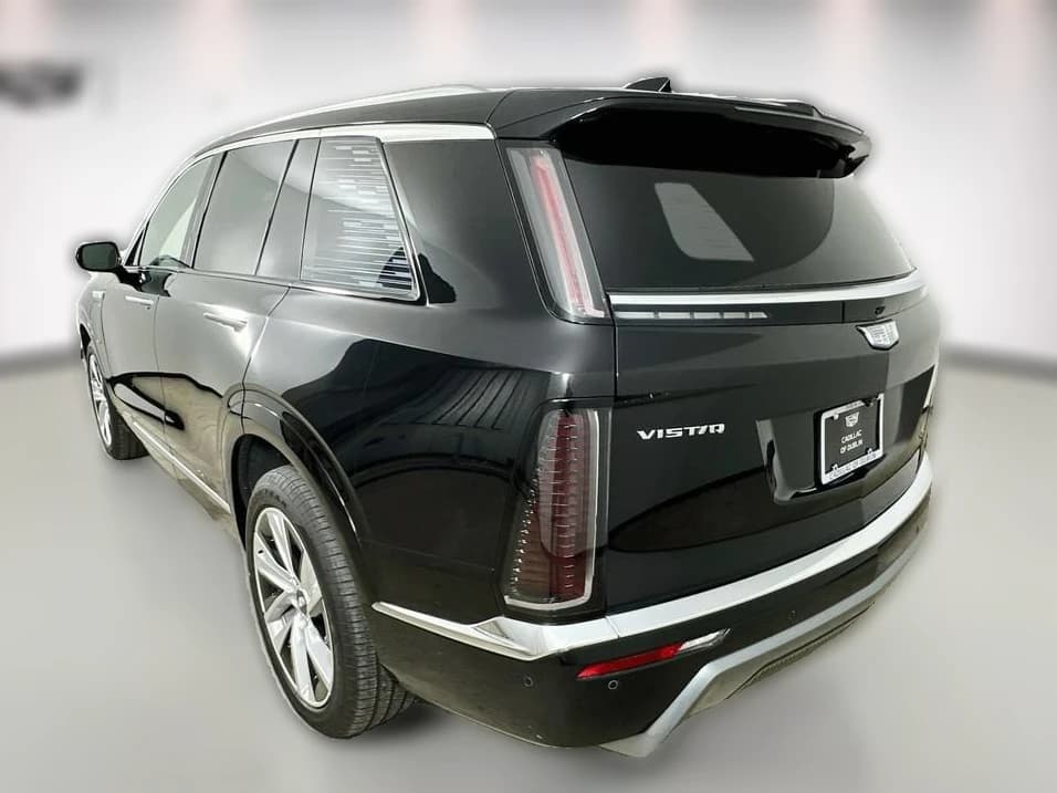 Cadillac VISTIQ Luxury AWD 4dr 2026 — side view
