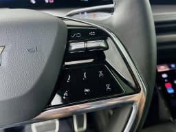 Cadillac VISTIQ Luxury AWD 4dr 2026 — side view