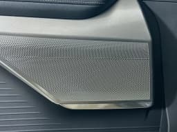 Cadillac VISTIQ Luxury AWD 4dr 2026 — side view