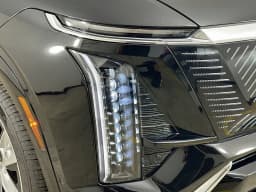 Cadillac VISTIQ Luxury AWD 4dr 2026 — side view