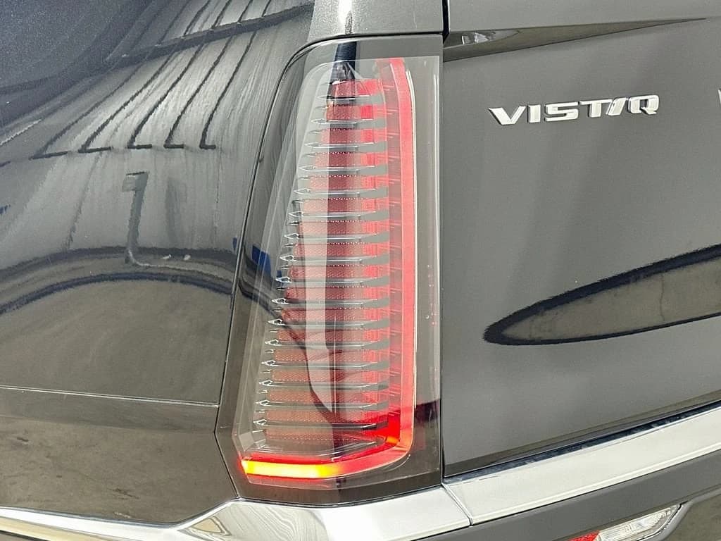 Cadillac VISTIQ Luxury AWD 4dr 2026 — side view