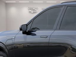 Cadillac VISTIQ Sport AWD 4dr 2027 — side view