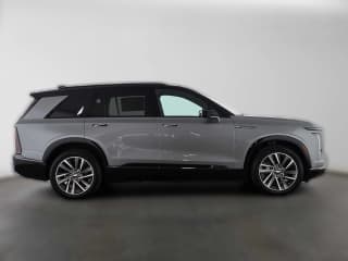 Cadillac VISTIQ Sport AWD 4dr