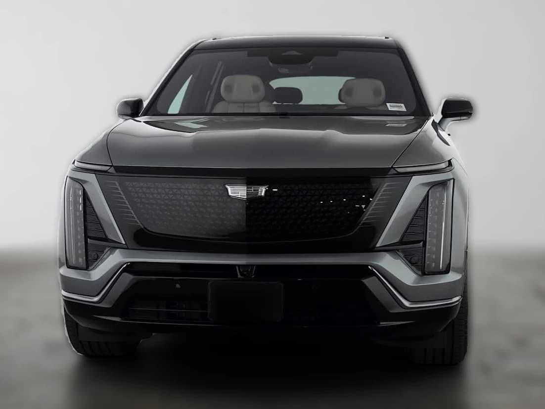 Cadillac VISTIQ Sport AWD 4dr 2027 — side view