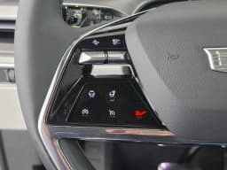 Cadillac VISTIQ Sport AWD 4dr 2027 — side view