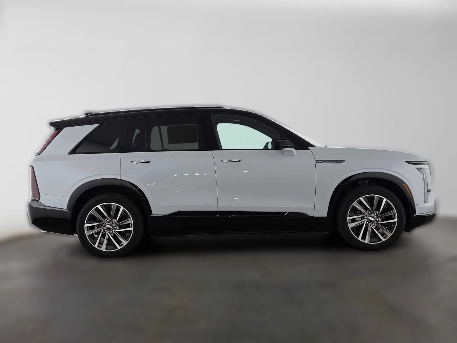 Cadillac VISTIQ Sport AWD 4dr 2027 — side view