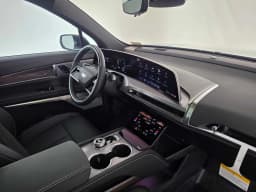 Cadillac VISTIQ Sport AWD 4dr 2027 — side view