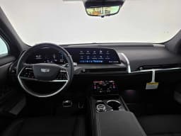 Cadillac VISTIQ Sport AWD 4dr 2027 — side view