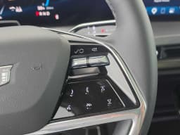 Cadillac VISTIQ Sport AWD 4dr 2027 — side view