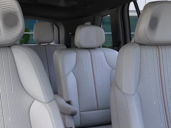 Cadillac VISTIQ Sport AWD 4dr 2027 — side view