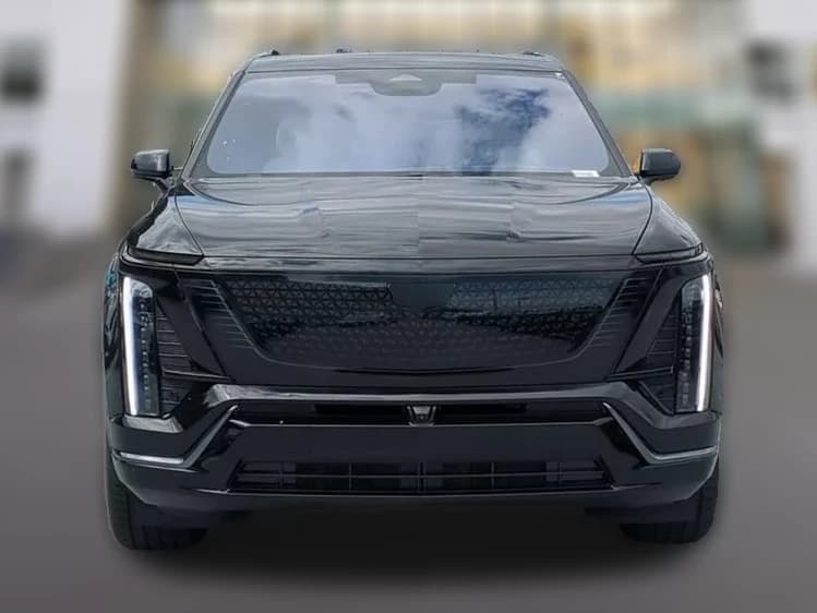 Cadillac VISTIQ Sport AWD 4dr 2027 — side view